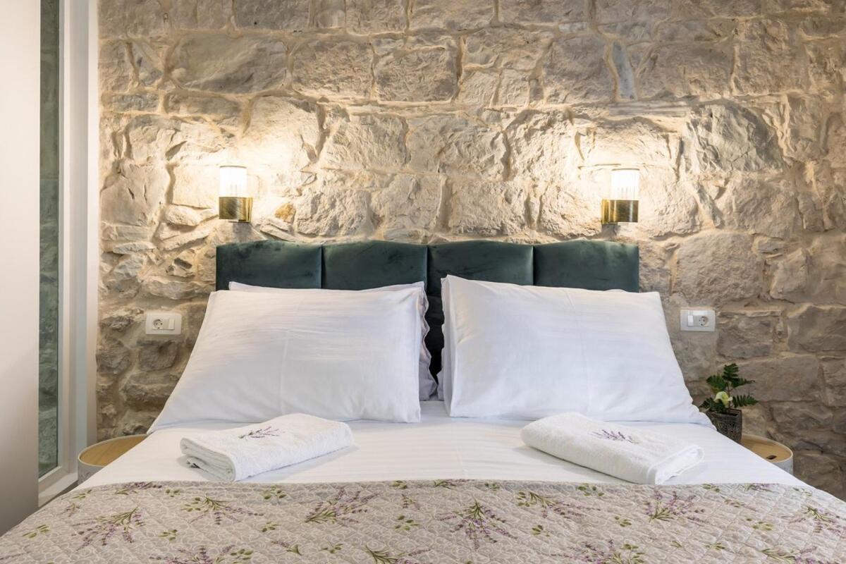 Bonbon Old Town Private En-Suite Room Split Eksteriør billede
